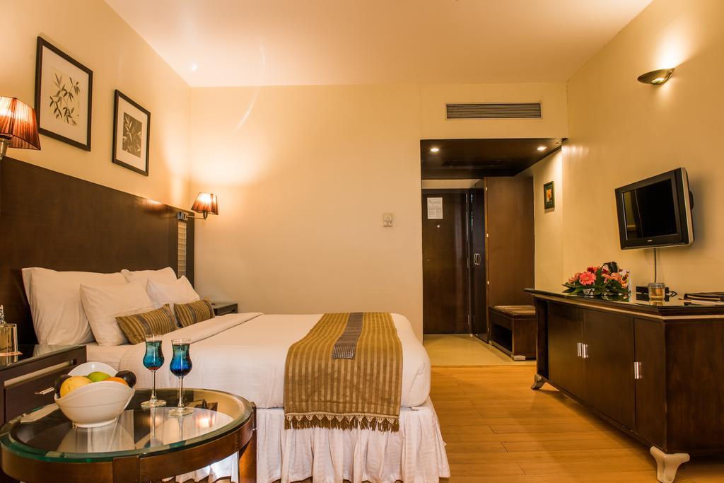 The Red Maple Mashal Indore Zewnętrze zdjęcie